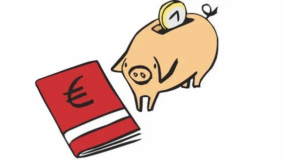 Ein Sparschwein, daneben liegt ein Sparbuch.