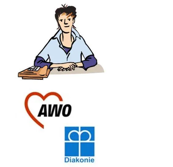 Eine Frau sitzt vor einem Schreibtisch. Unten die Logog von der AWO und der Diakonie.